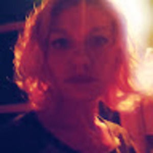 Meet your Posher, Lola